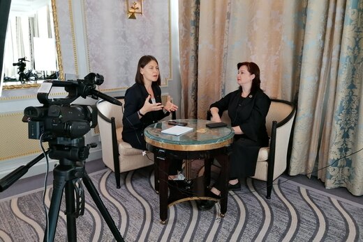 "Устойчивое развитие в лицах"