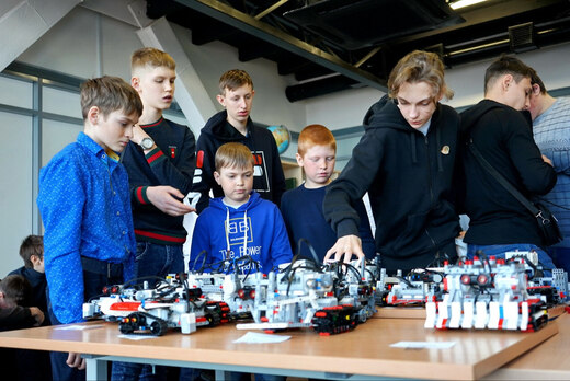 Школьный технический форум НГУ