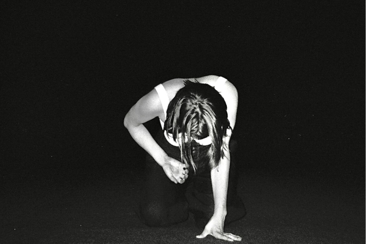 Закрытый показ фильма Матвея Криволапова, выпускника киношколы ВШЖ НИ ТГУ