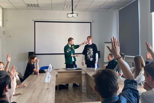 Внеучебная жизнь и студенческий отряд «Бий-Хем»