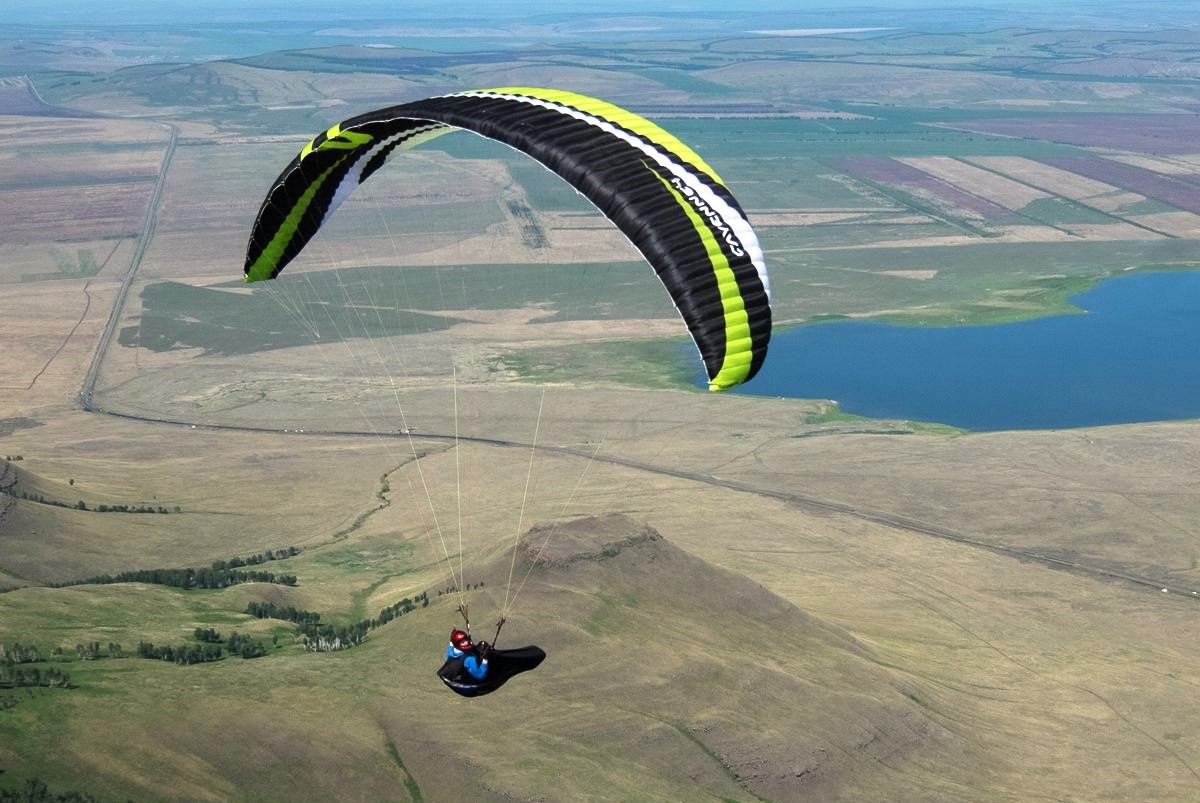 Лекция о действиях в черезвычайных ситуациях в полете парапланерного клуба "Поднебесье"