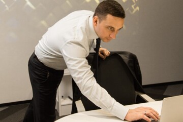 Водительские права на бизнес: как перейти от интуиции к управлению по модели и цифрам