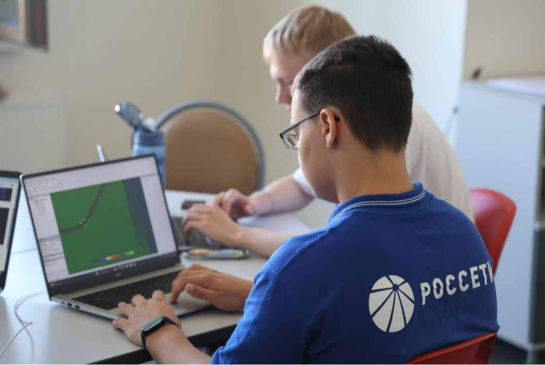 Смотр проектов Энергетической проектной смены Россетей в...