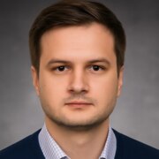 Андрей Константинов