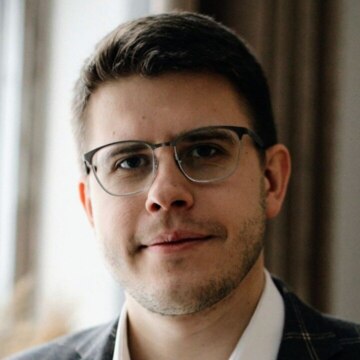 Александр  Гуреев