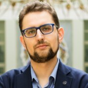 Гареев Роман Робертович Гареев Роман Робертович