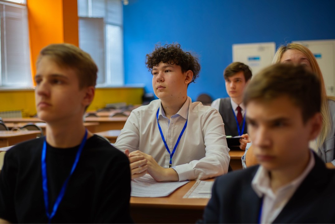 Конференция "Будущее Сибири": секция "Физика"