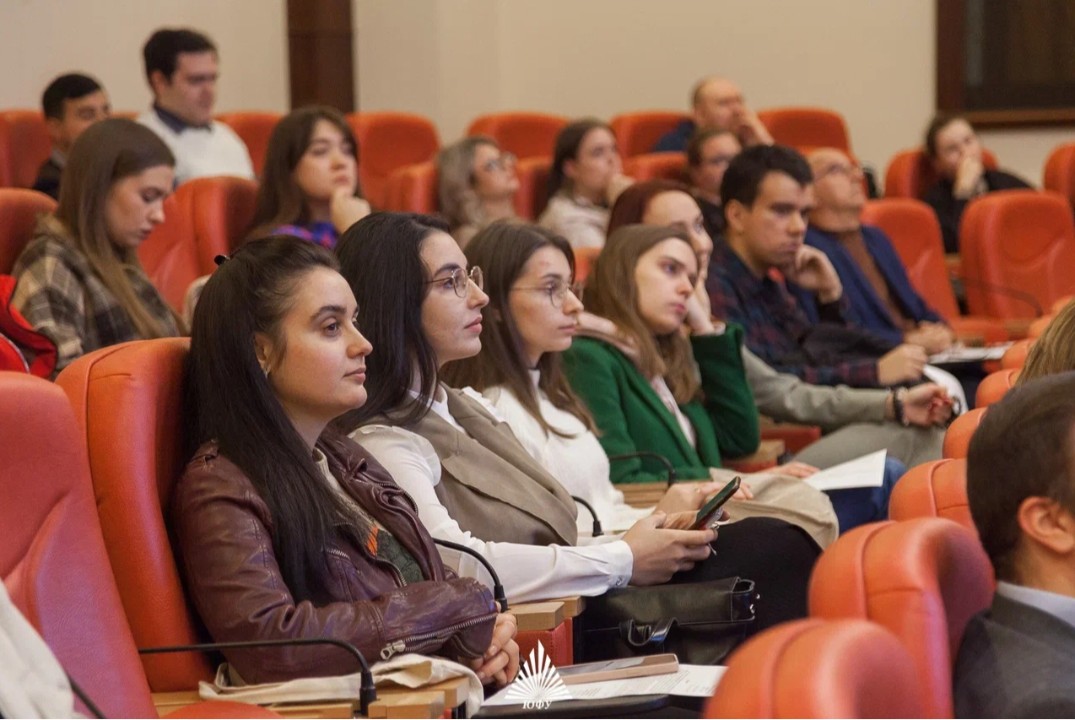 Школа молодого преподавателя ЮФУ.  Лекция «Наука и иннова...