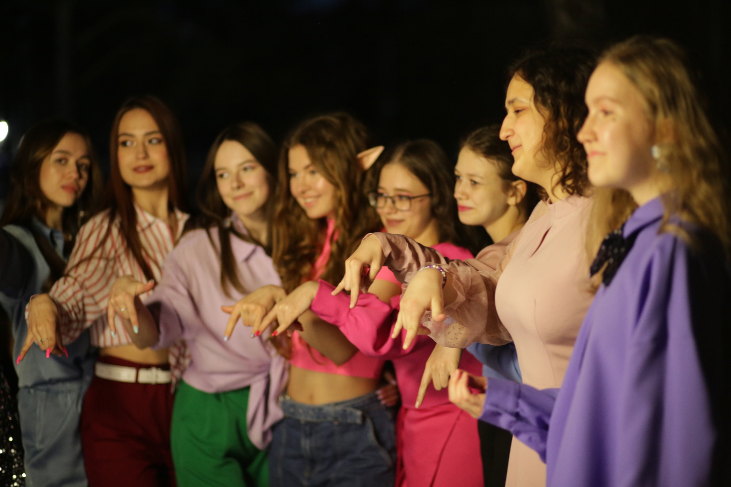 Выборы руководителя международной молодёжной организации...