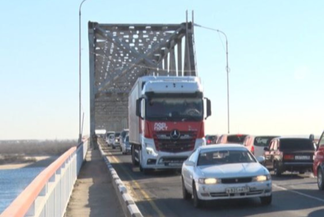 Логистические проблемы при перевозках грузов автотранспор...