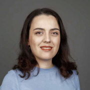 Елена Ладик