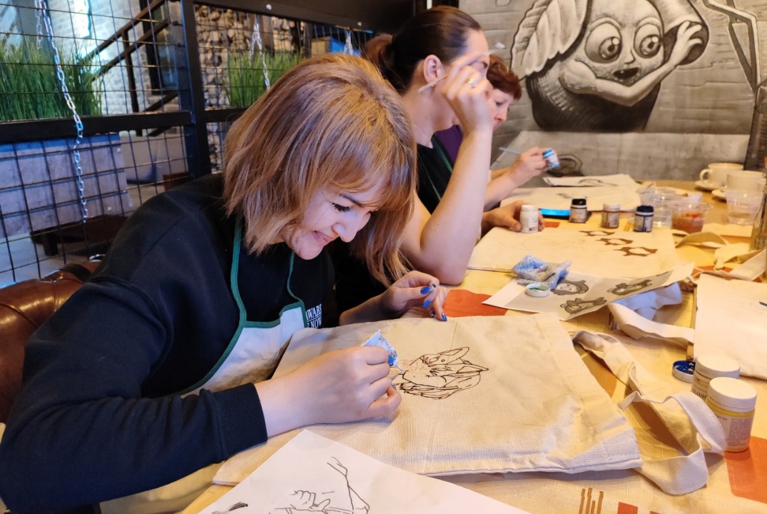 Мастер-класс по росписи экосумок. Благотворительный проек...