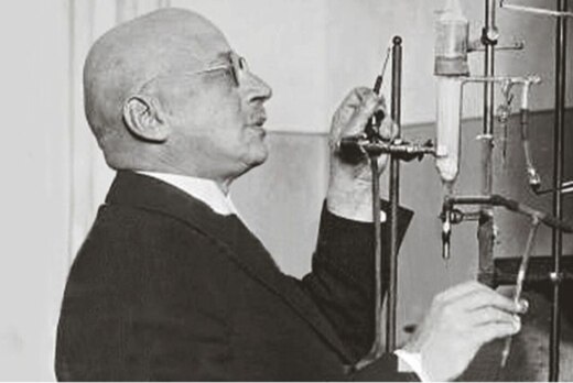 Развитие теоретических основ Аналитической химии