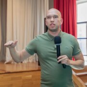 Александр Оборов