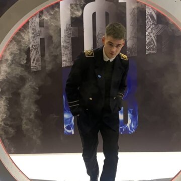 Данис  Муллабаев