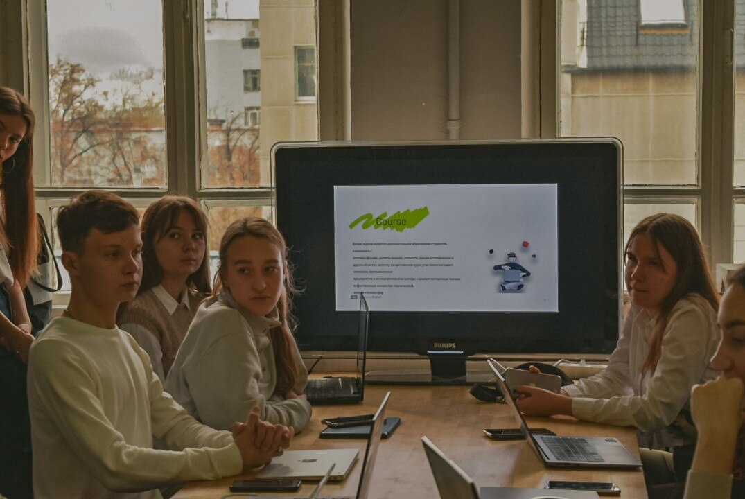 Встреча CR BEST