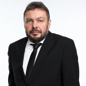 Денис Александрович Бурдаков