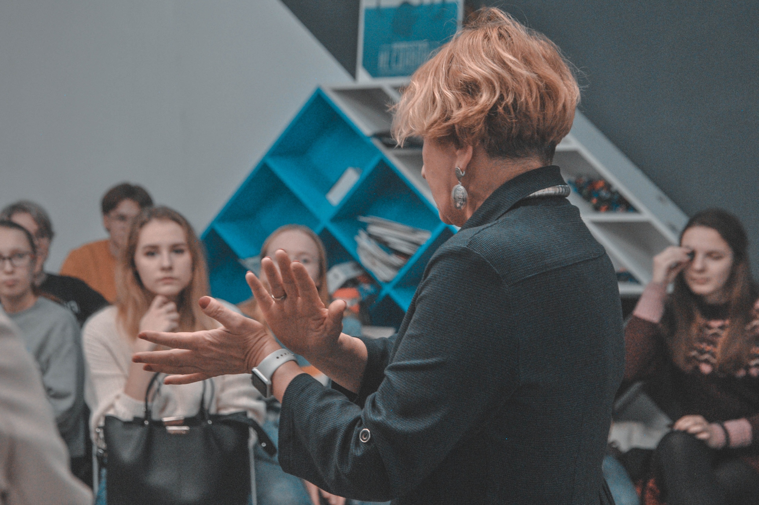 Тренинг по командообразованию