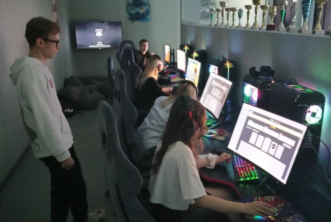 Кинопоказ" Как совершить научное открытие"