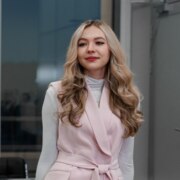 Полина Хромова