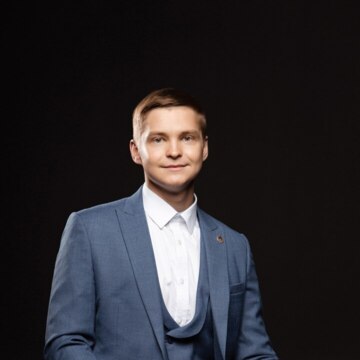 Дмитрий Владимирович Тихомиров