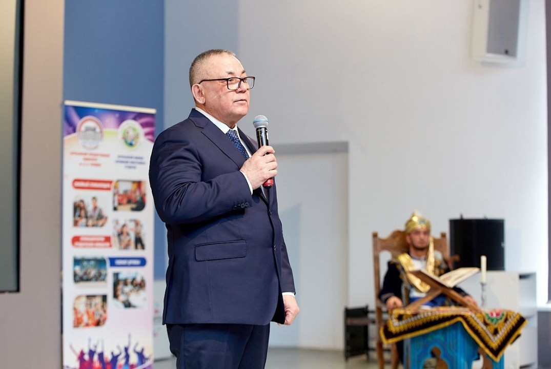 Литературно-музыкальный вечер памяти Алишера Навои