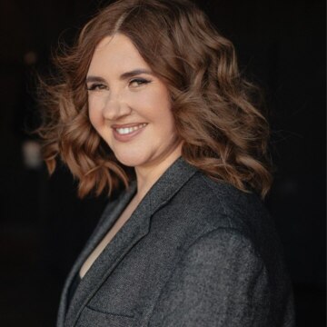 Юлия Стасисовна Абрамова