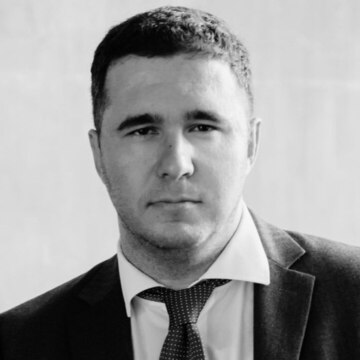 Илья Маркин