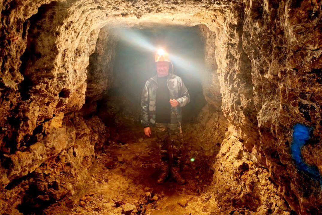 Творческая встреча "Севастополь изнутри" с историком-краеведом Пикаловым Ю.Н.