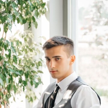 Никита Козловский