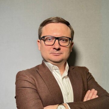 Виктор Николаевич Алипа