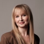 Яковлева Лариса