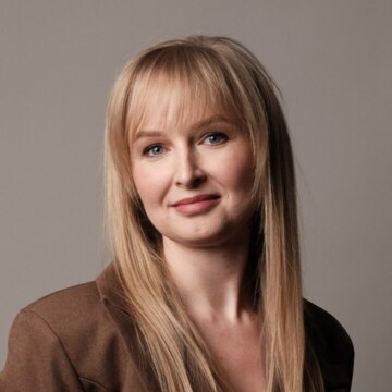 Лариса Яковлева
