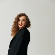 Лариса Овчинникова