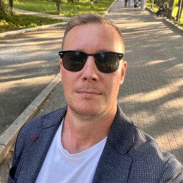 Дмитрий  Конилов