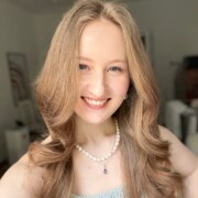 Дёмина Валерия