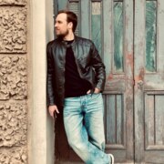 Арьев Денис