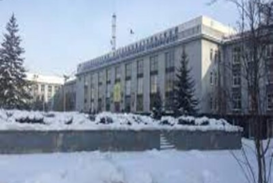 Вузовская олимпиада по правоведению среди студентов неюри...