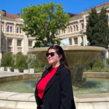 Алина Эльхановна Хализова