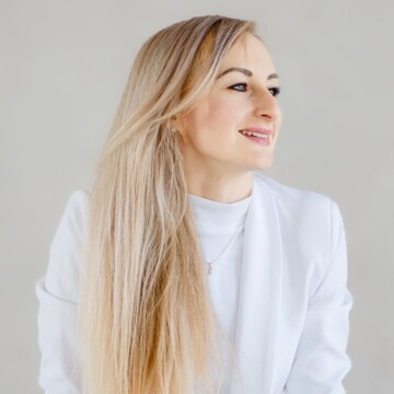 Яна Олеговна Лапшина