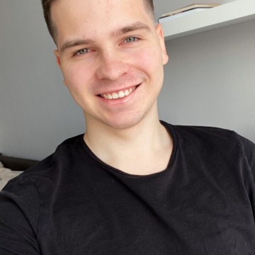 Артём  Коцюбчук