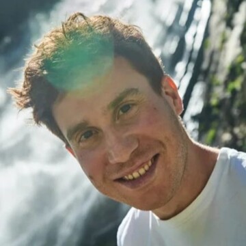 Александр  Брыксин