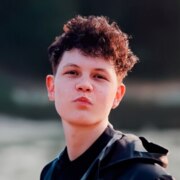 Харламов Артем Алексеевич