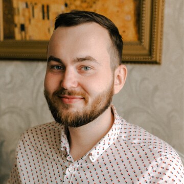 Антон  Перелыгин