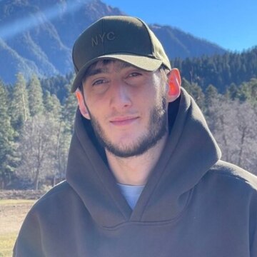 Азамат Кумуков Муратович Азамат Кумуков Муратович