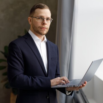 Анатолий Олегович Кузнецов