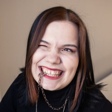 Лиза  Карнаухова