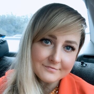 Олеся Николаевна Попова