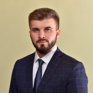 Александр Вячеславович Романов