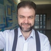 Александр Гутман